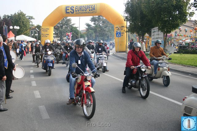 Auto-Moto-Storiche 2010 (28).JPG